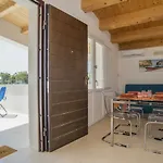 Fedeli House Sea *