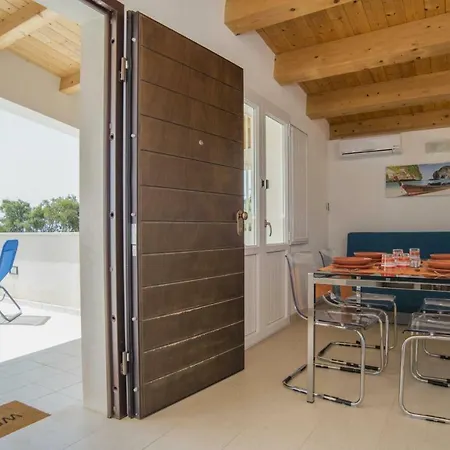 Fedeli House Sea *